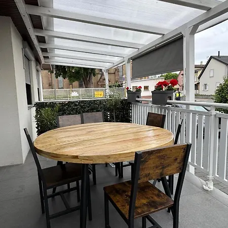 Holiday home Maison De *